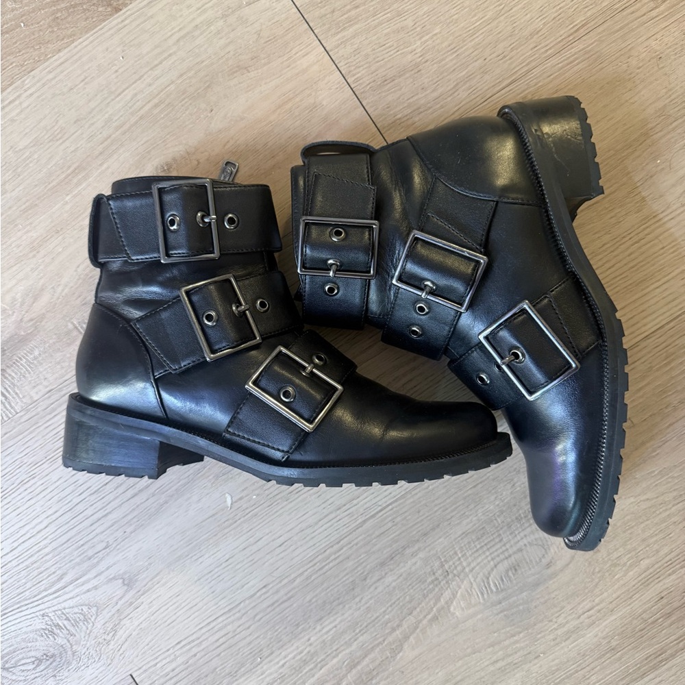 BNWOB black blondo Buckle leather motoboots zipper sole detail waterpoof size 6